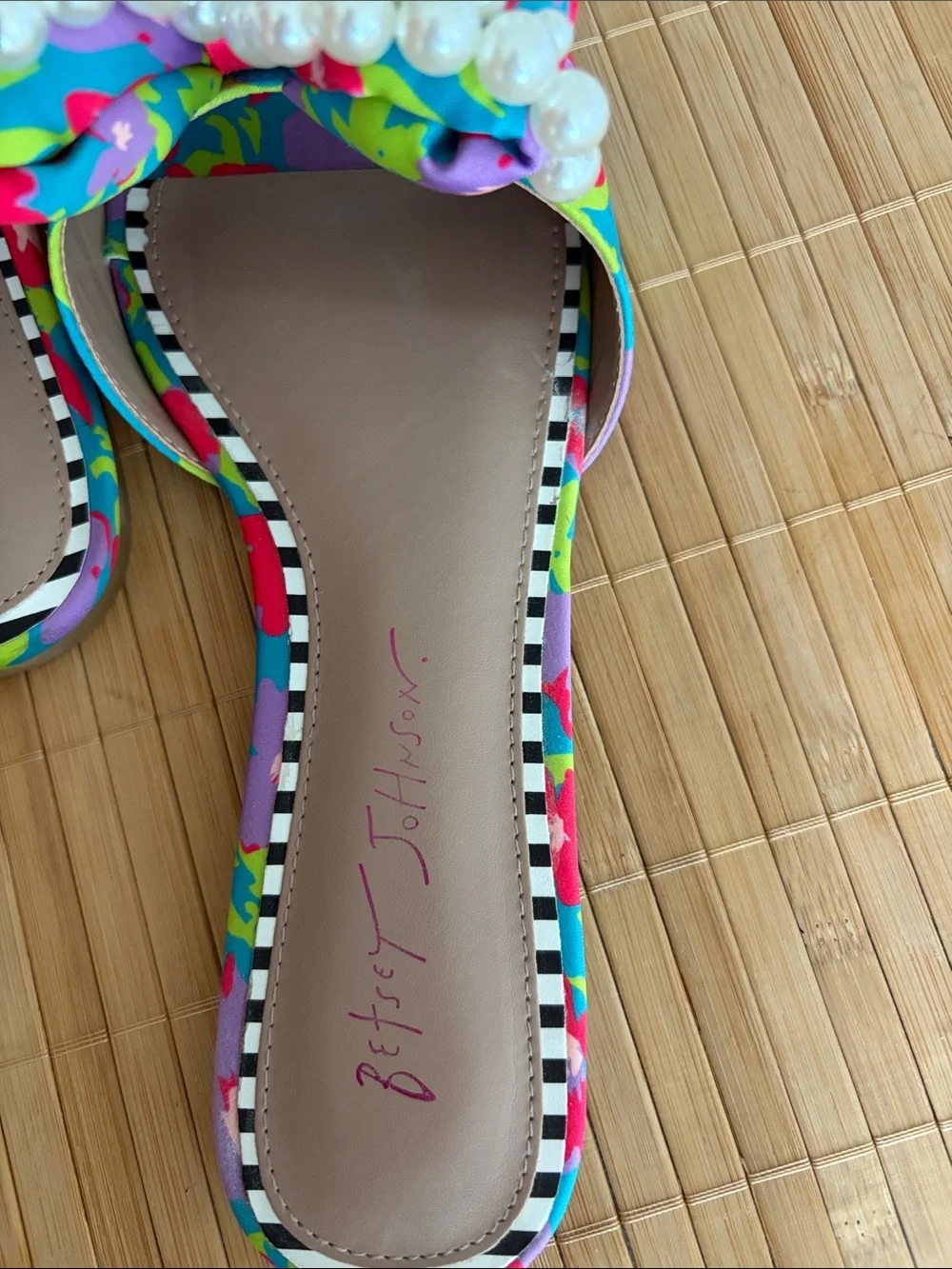 Betsey Johnson Liah Slide Sandal Bright Satin Multi - Picture 4 of 8